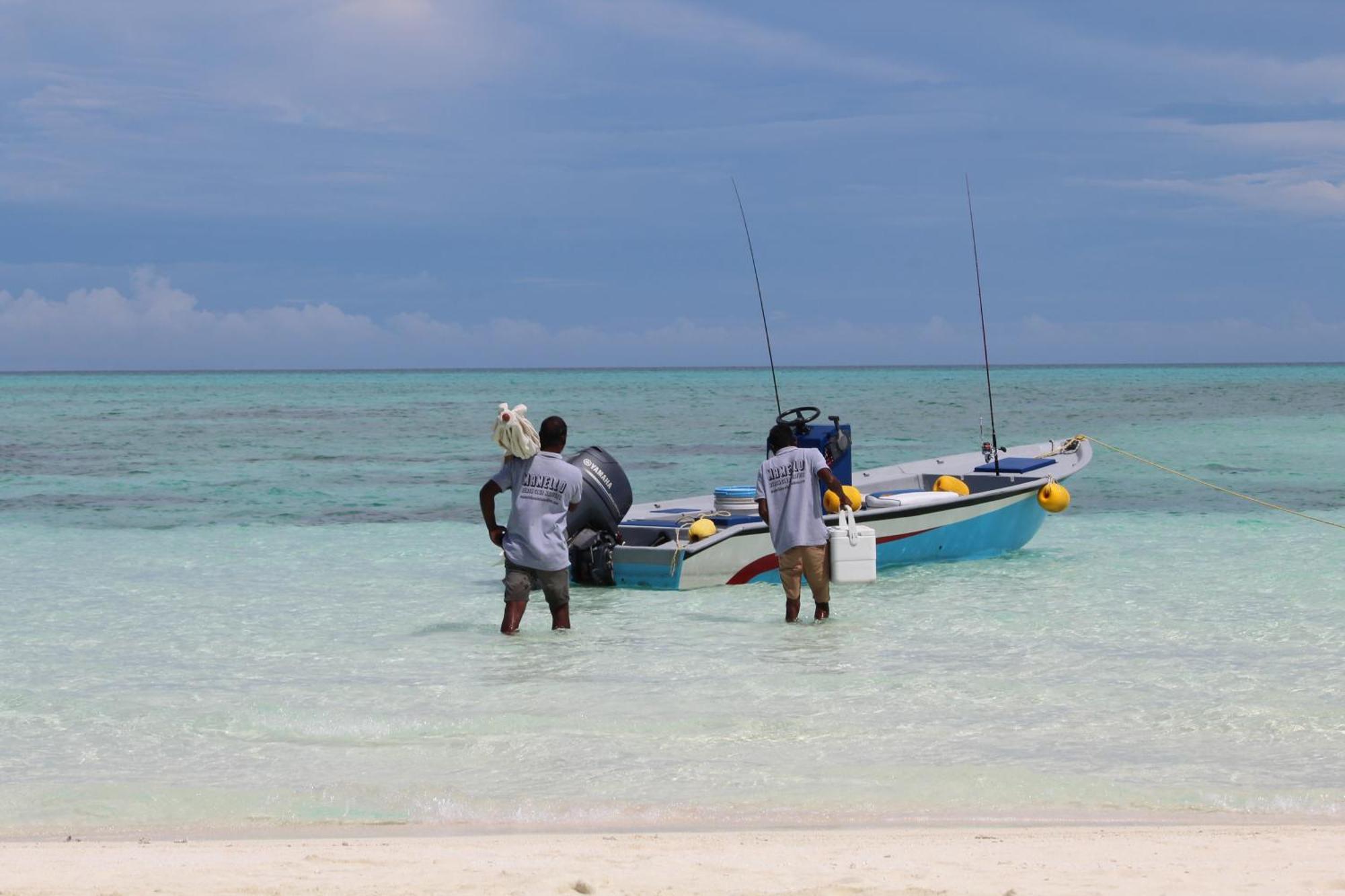 Mamello Beach Club Maldives Feridhoo Exteriör bild