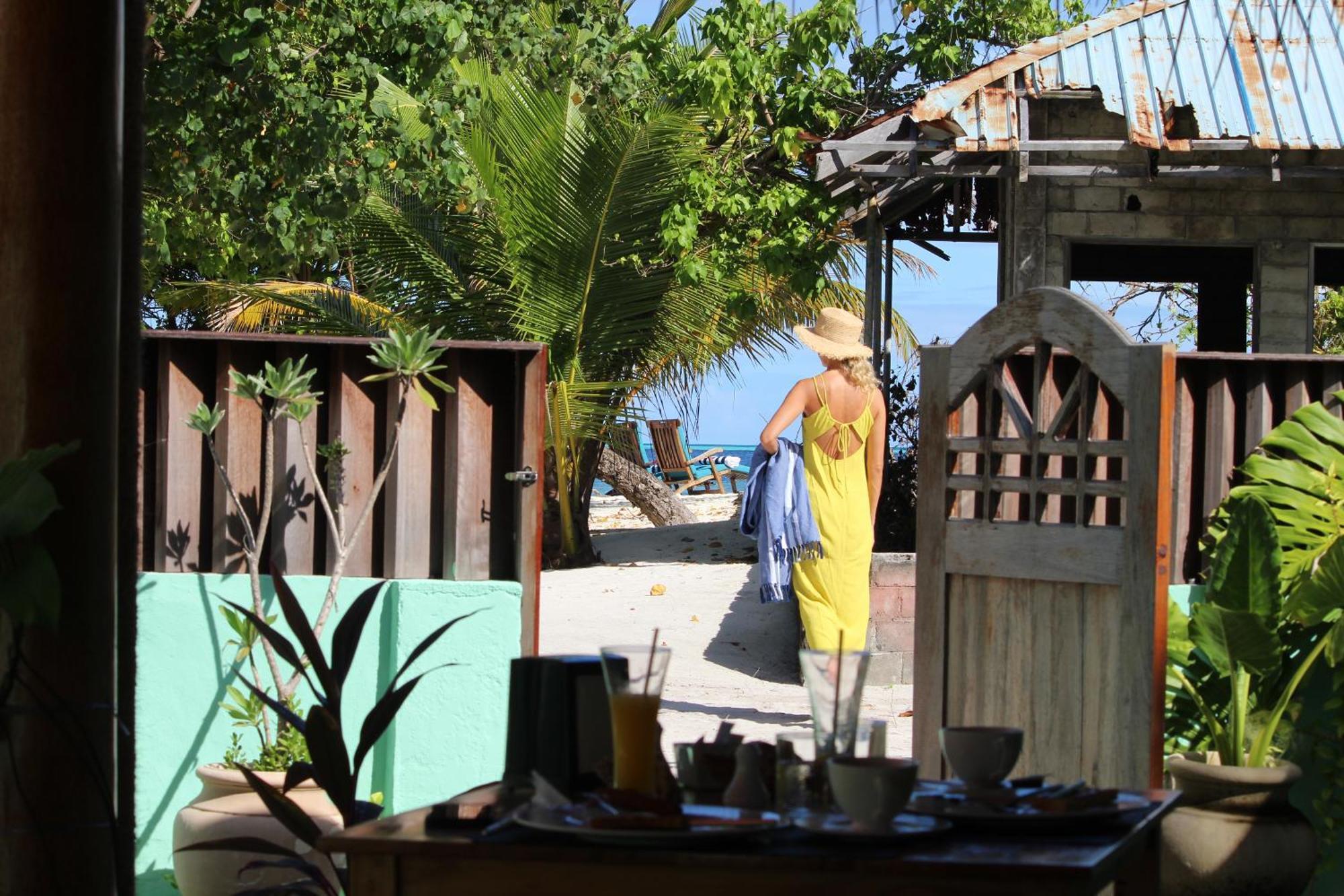 Mamello Beach Club Maldives Feridhoo Exteriör bild