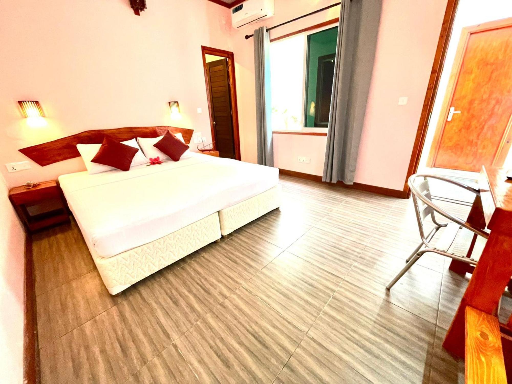 Mamello Beach Club Maldives Feridhoo Exteriör bild