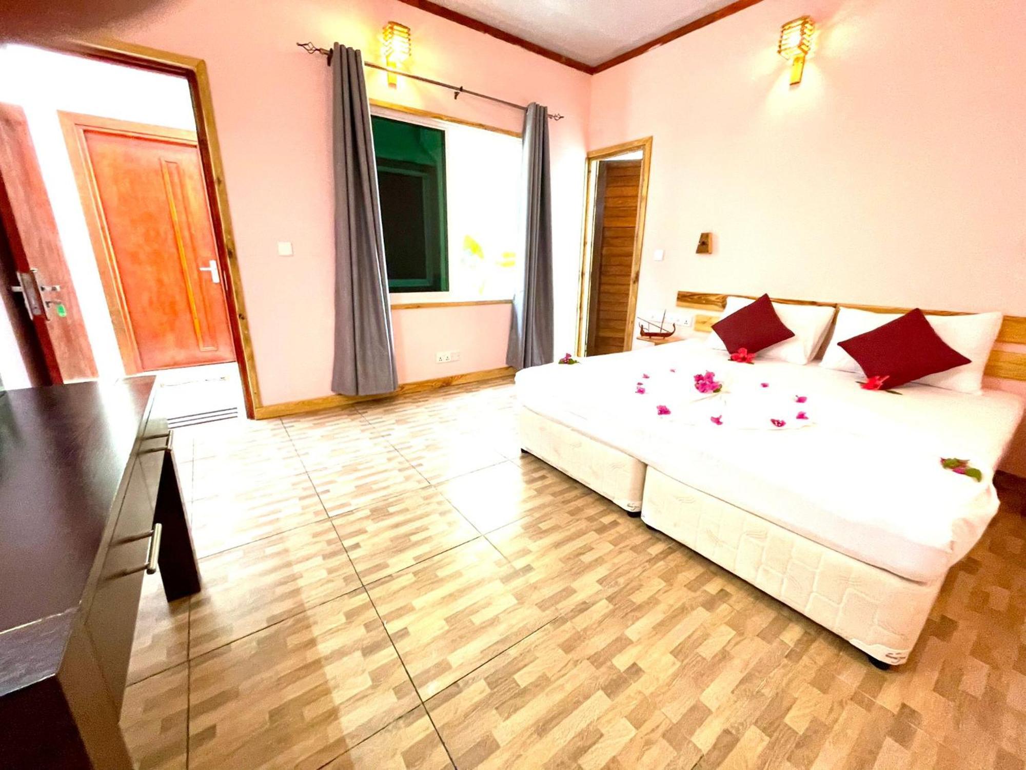 Mamello Beach Club Maldives Feridhoo Exteriör bild